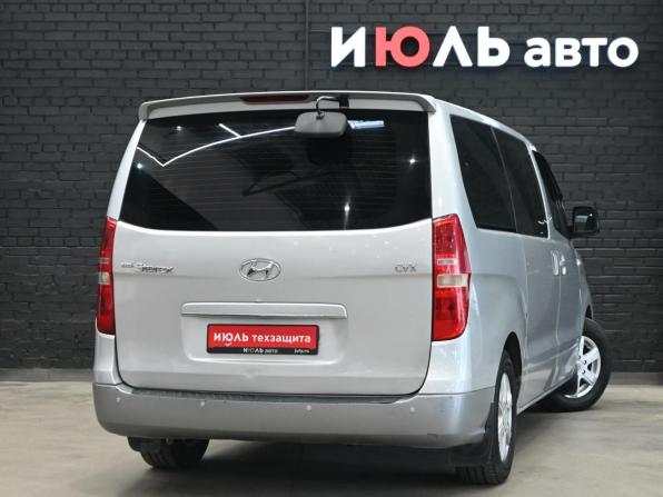 Hyundai Grand Starex I с пробегом 2008 года, цена 1 000 000 рублей, 221269 км, минивэн, Автокод Объявления