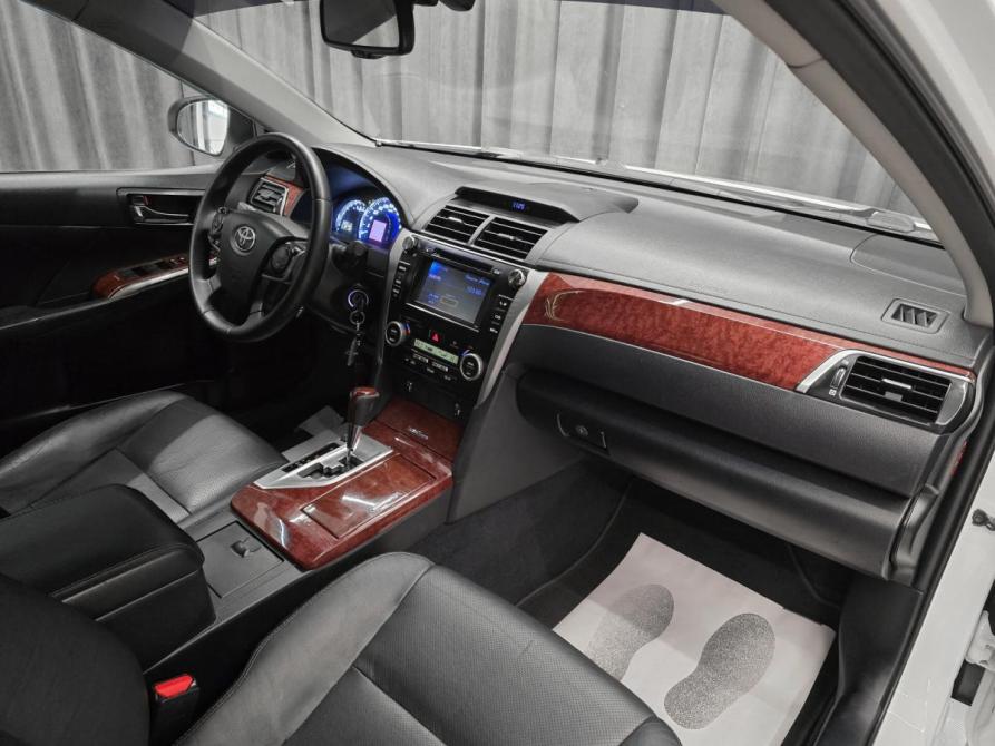Toyota Camry VII (XV50) Красноярск  - изображение 12