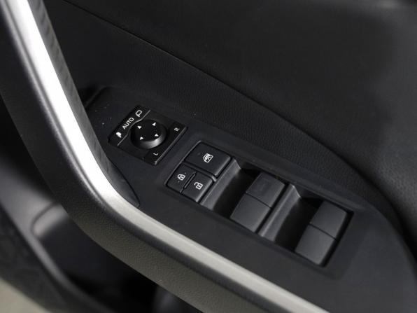 Toyota RAV4 V (XA50) с пробегом 2019 года, цена 2 980 000 рублей, 130000 км, внедорожник, Автокод Объявления