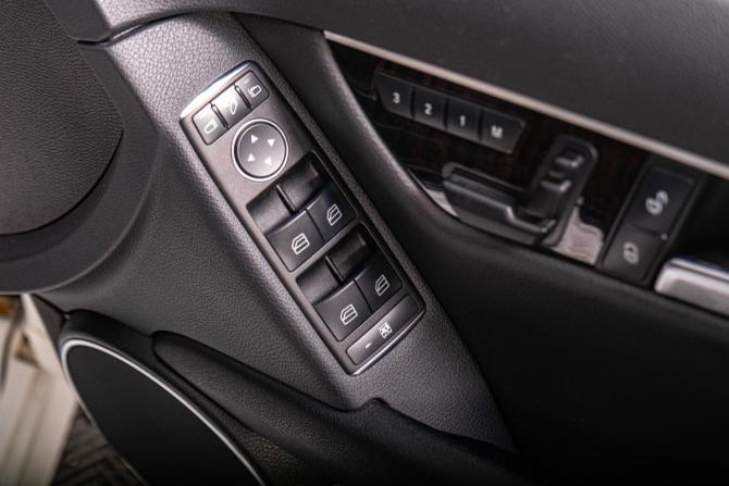 Mercedes-Benz C-Класс III (W204) Рестайлинг с пробегом 2013 года, цена 1 549 000 рублей, 76832 км, седан, Автокод Объявления