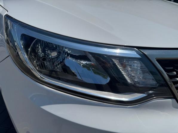 Kia Rio III Рестайлинг с пробегом 2015 года, цена 829 900 рублей, 244730 км, седан, Автокод Объявления