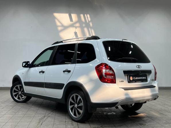 Lada (ВАЗ) Kalina II с пробегом 2017 года, цена 490 000 рублей, 220000 км, универсал, Автокод Объявления