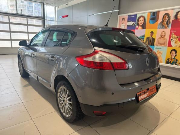 Renault Megane III с пробегом 2011 года, цена 539 000 рублей, 245000 км, хэтчбек, Автокод Объявления