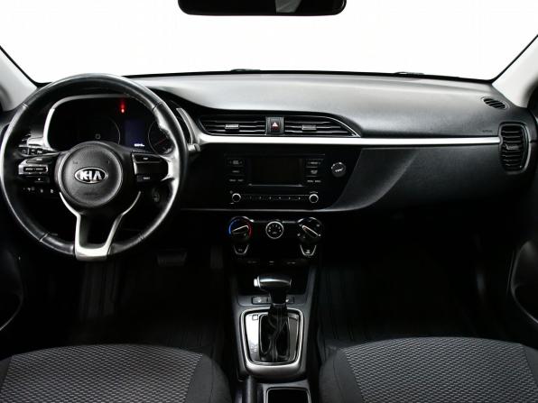 Kia Rio IV Рестайлинг с пробегом 2020 года, цена 1 497 000 рублей, 130300 км, хэтчбек, Автокод Объявления