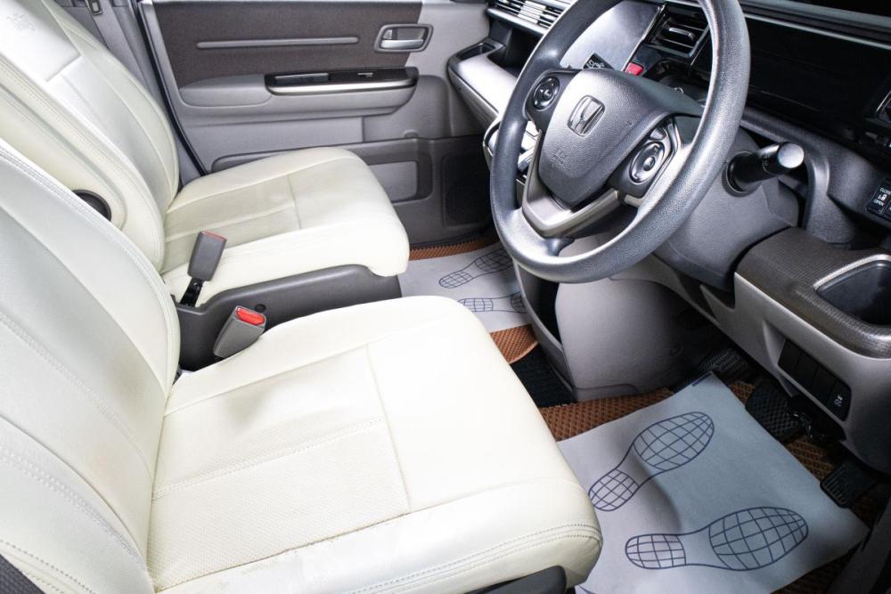 Honda Stepwgn V Сургут  - изображение 9