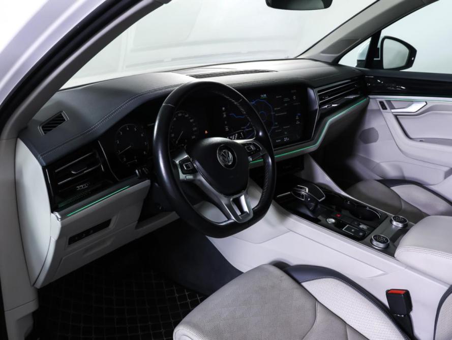 Volkswagen Touareg III Москва  - изображение 19