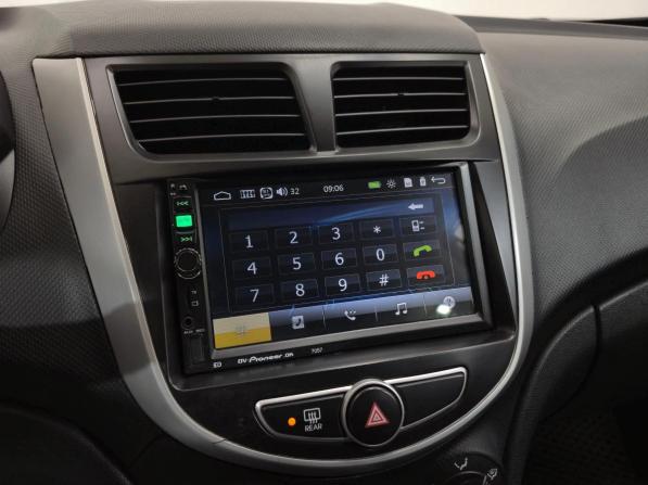 Hyundai Solaris I с пробегом 2013 года, цена 730 000 рублей, 129542 км, седан, Автокод Объявления