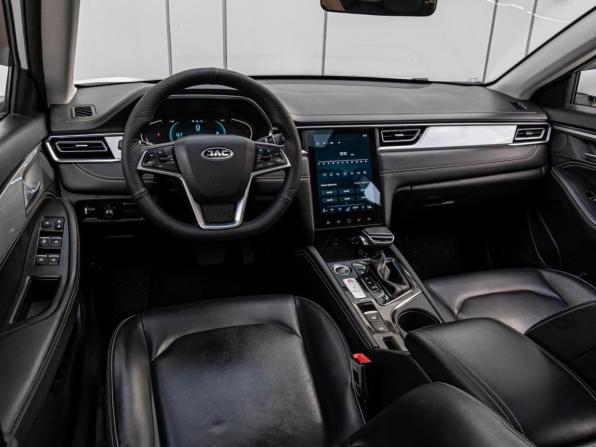 JAC J7 I с пробегом 2023 года, цена 1 140 000 рублей, 152678 км, лифтбек, Автокод Объявления