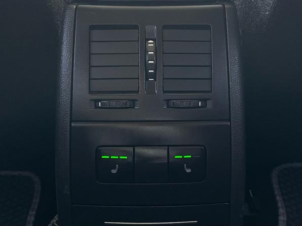 Skoda Octavia II (A5) Рестайлинг с пробегом 2012 года, цена 990 000 рублей, 239000 км, лифтбек, Автокод Объявления