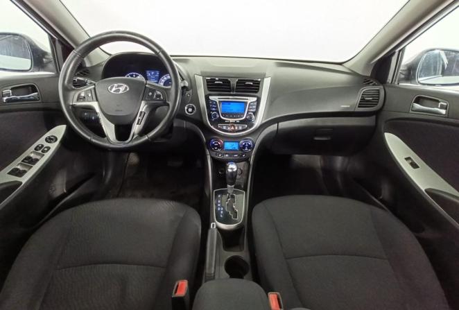 Hyundai Solaris I с пробегом 2013 года, цена 920 000 рублей, 235961 км, седан, Автокод Объявления
