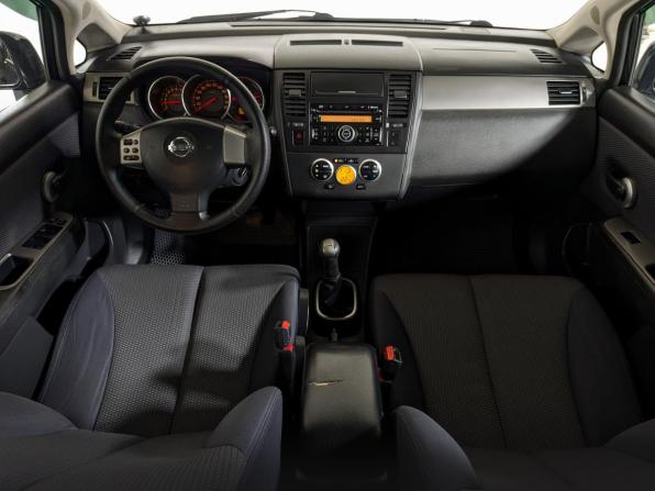 Nissan Tiida I с пробегом 2008 года, цена 549 900 рублей, 222000 км, хэтчбек, Автокод Объявления