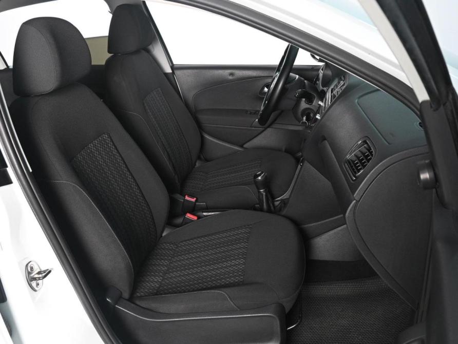Volkswagen Polo V Рестайлинг Ростов-на-Дону  - изображение 8