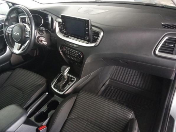Kia Ceed III Рестайлинг с пробегом 2022 года, цена 1 800 000 рублей, 123687 км, универсал, Автокод Объявления