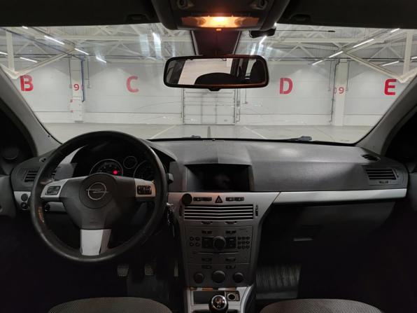 Opel Astra H Рестайлинг с пробегом 2013 года, цена 460 000 рублей, 229448 км, универсал, Автокод Объявления