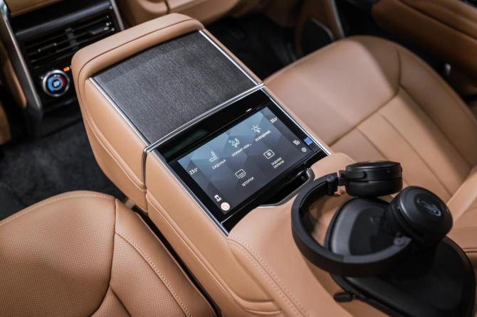 Новый Land Rover Range Rover V 2025 года, цена 23 490 000 рублей, внедорожник, Автокод Объявления