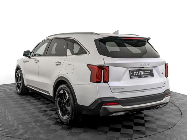 Kia Sorento IV Рестайлинг с пробегом 2024 года, цена 4 660 000 рублей, 45082 км, внедорожник, Автокод Объявления