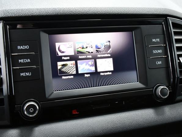 Skoda Karoq I с пробегом 2021 года, цена 2 337 000 рублей, 75000 км, внедорожник, Автокод Объявления