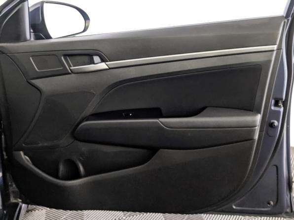 Hyundai Elantra VI (AD) с пробегом 2017 года, цена 1 275 000 рублей, 115100 км, седан, Автокод Объявления