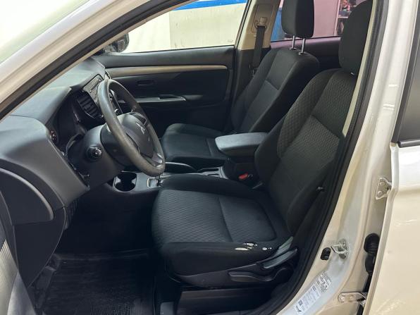 Mitsubishi Outlander III Рестайлинг с пробегом 2014 года, цена 1 100 000 рублей, 240000 км, внедорожник, Автокод Объявления