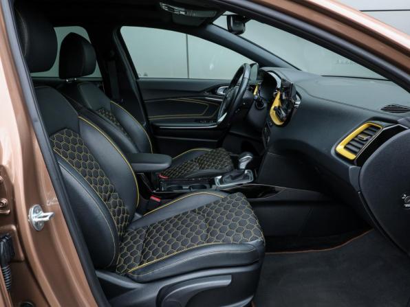 Kia XCeed I с пробегом 2021 года, цена 2 198 000 рублей, 48000 км, хэтчбек, Автокод Объявления