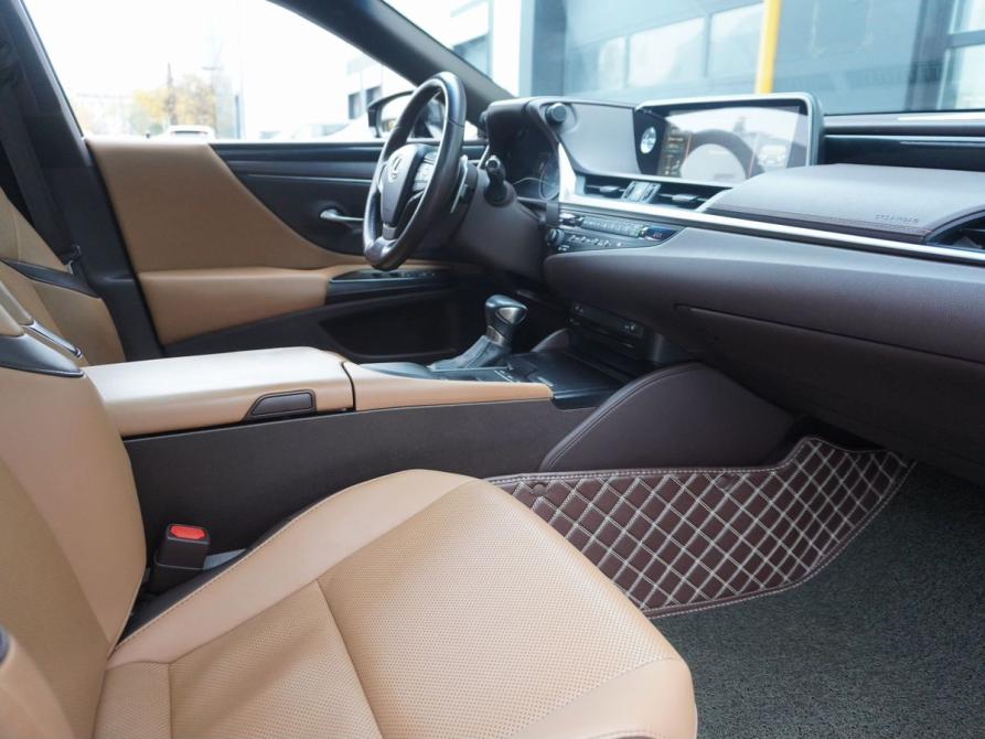Lexus ES VII Москва  - изображение 11