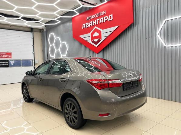 Toyota Corolla XI (E160 E170 E180) Рестайлинг 1 с пробегом 2017 года, цена 1 650 000 рублей, 67396 км, седан, Автокод Объявления