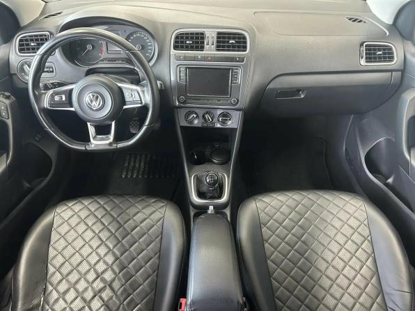 Volkswagen Polo V Рестайлинг с пробегом 2019 года, цена 1 081 200 рублей, 202342 км, седан, Автокод Объявления