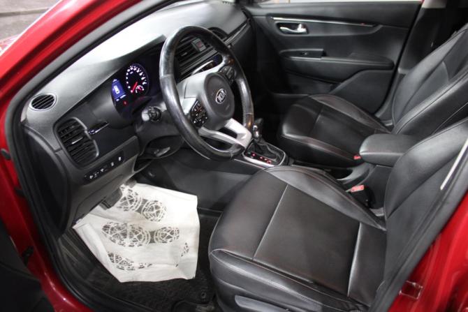 Kia Rio IV с пробегом 2018 года, цена 1 250 000 рублей, 170000 км, хэтчбек, Автокод Объявления