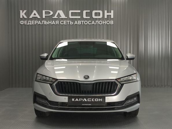 Skoda Octavia IV (A8) с пробегом 2021 года, цена 2 599 000 рублей, 98105 км, лифтбек, Автокод Объявления