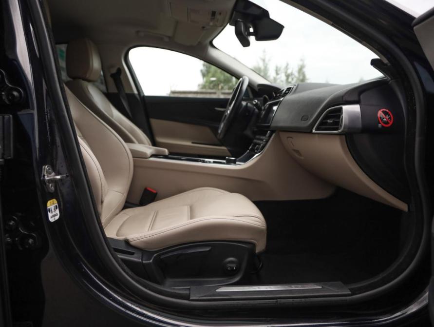 Jaguar XE I Санкт-Петербург  - изображение 25