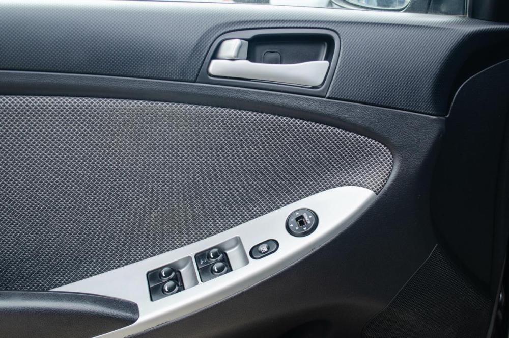 Hyundai Solaris I Курган  - изображение 11