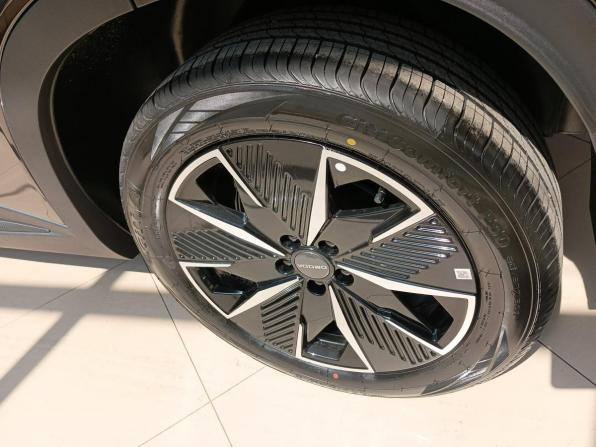 Omoda C5 II с пробегом 2026 года, цена 2 529 000 рублей, 2 км, внедорожник, Автокод Объявления