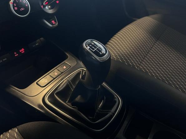 Kia Rio IV с пробегом 2019 года, цена 1 195 000 рублей, 147233 км, седан, Автокод Объявления