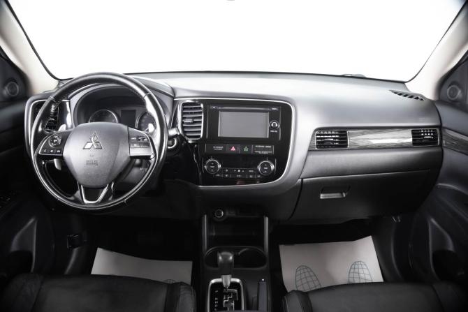 Mitsubishi Outlander III с пробегом 2015 года, цена 1 899 000 рублей, 172815 км, внедорожник, Автокод Объявления