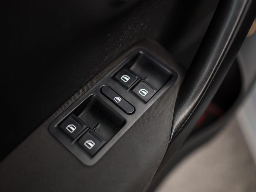 Volkswagen Polo V Ижевск  - изображение 14