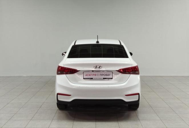Hyundai Solaris II с пробегом 2019 года, цена 1 050 000 рублей, 191594 км, седан, Автокод Объявления