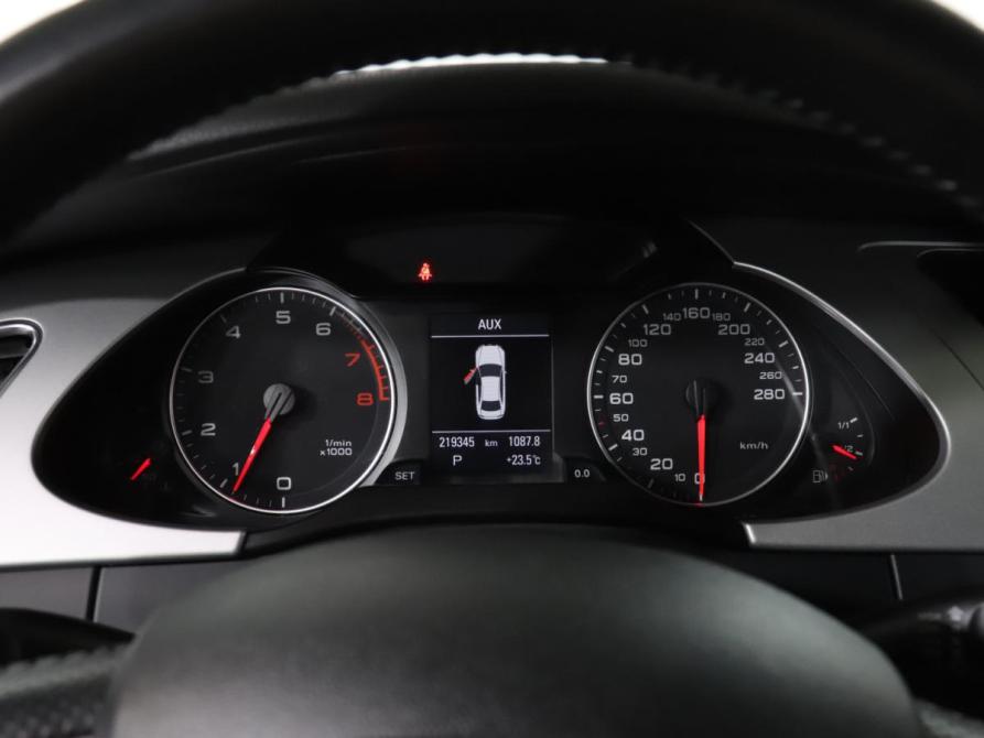 Audi A4 IV (B8) Москва  - изображение 11