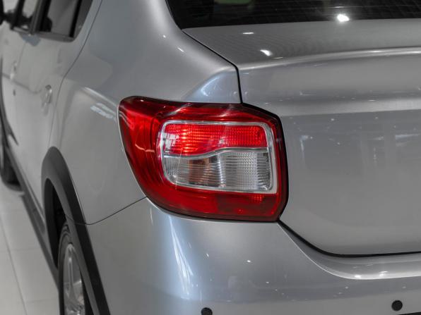 Renault Logan II Рестайлинг с пробегом 2021 года, цена 1 240 000 рублей, 108014 км, седан, Автокод Объявления