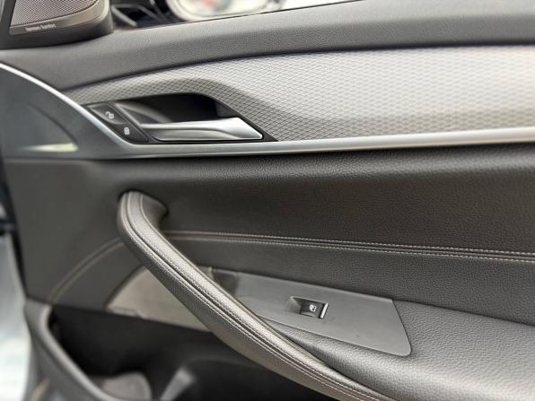 BMW 5 серии VII (G30/G31/G38) с пробегом 2019 года, цена 2 855 000 рублей, 201494 км, седан, Автокод Объявления