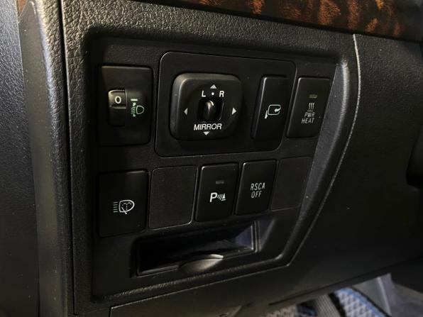 Toyota Land Cruiser 200 Series с пробегом 2010 года, цена 3 100 000 рублей, 228211 км, внедорожник, Автокод Объявления