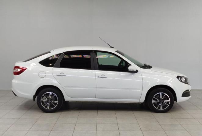 Lada (ВАЗ) Granta I Рестайлинг с пробегом 2024 года, цена 930 000 рублей, 24747 км, лифтбек, Автокод Объявления