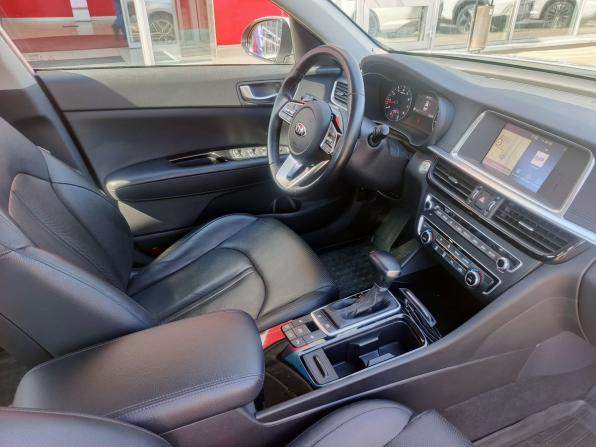 Kia Optima IV Рестайлинг с пробегом 2019 года, цена 2 390 000 рублей, 33550 км, седан, Автокод Объявления