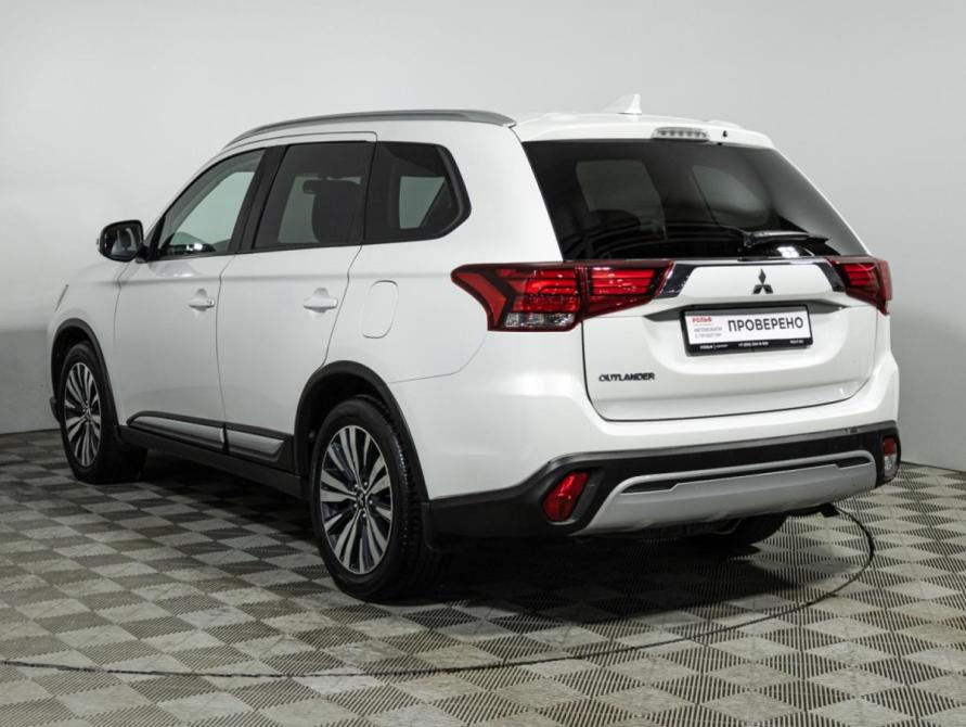 Mitsubishi Outlander III Рестайлинг 3 Санкт-Петербург  - изображение 7