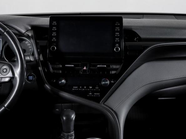 Toyota Camry VIII (XV70) Рестайлинг с пробегом 2021 года, цена 2 998 000 рублей, 61091 км, седан, Автокод Объявления