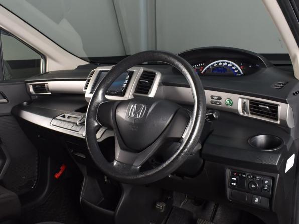 Honda Freed I Рестайлинг с пробегом 2012 года, цена 1 099 995 рублей, 118509 км, компактвэн, Автокод Объявления
