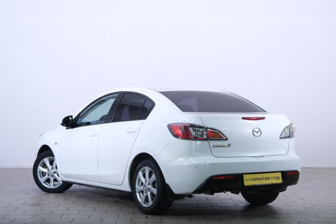 Mazda 3 II (BL) с пробегом 2011 года, цена 969 000 рублей, 197000 км, седан, Автокод Объявления