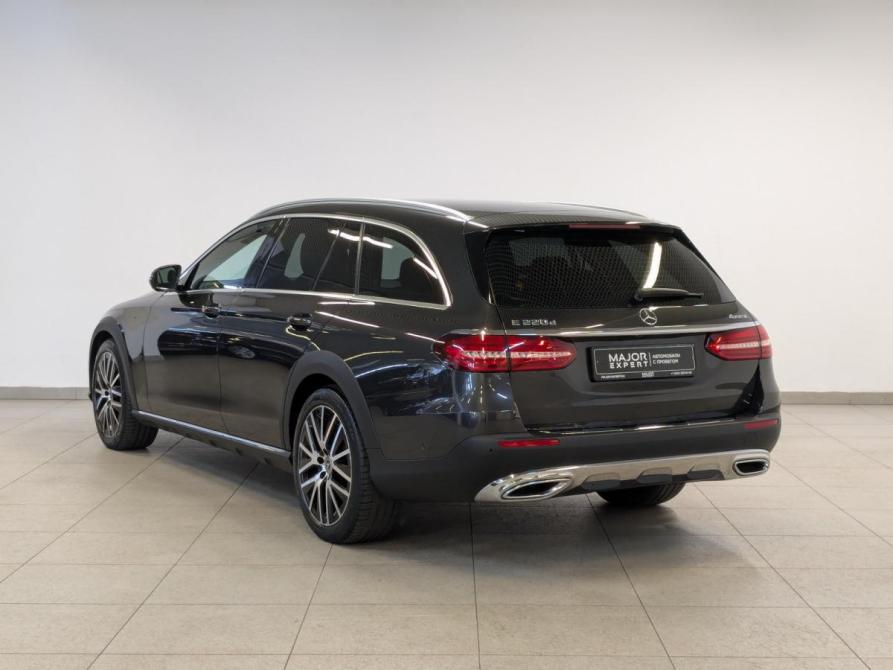 Mercedes-Benz E-Класс V (W213 S213 C238) Рестайлинг Санкт-Петербург  - изображение 7