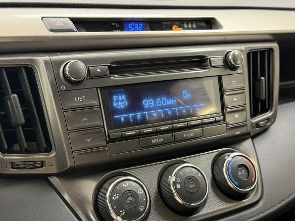 Toyota RAV4 IV (XA40) с пробегом 2013 года, цена 1 800 000 рублей, 165000 км, внедорожник, Автокод Объявления