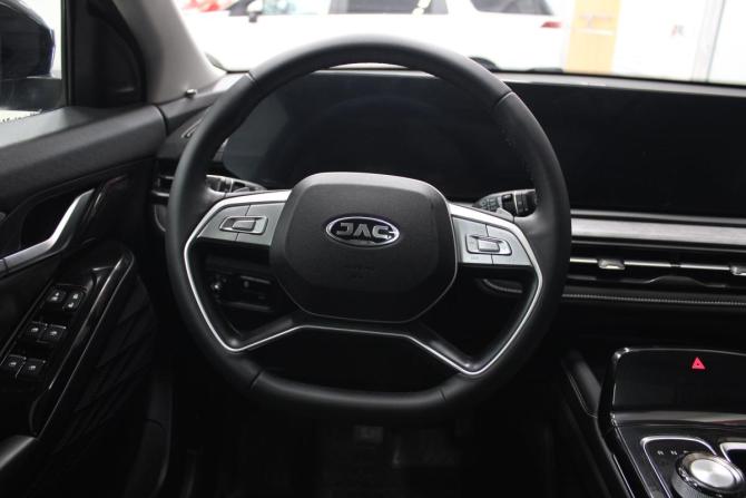 JAC JS6 с пробегом 2023 года, цена 1 833 000 рублей, 32000 км, внедорожник, Автокод Объявления