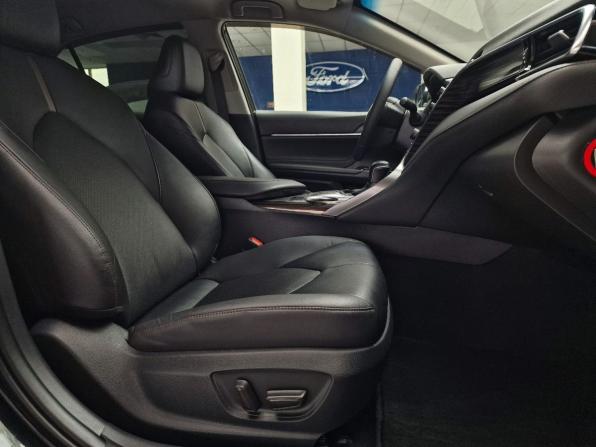 Toyota Camry VIII (XV70) с пробегом 2020 года, цена 2 715 000 рублей, 114812 км, седан, Автокод Объявления